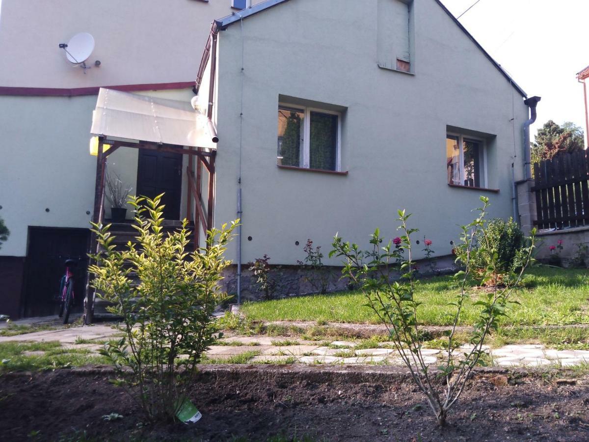 Apartment U Sarky Loket Eksteriør billede